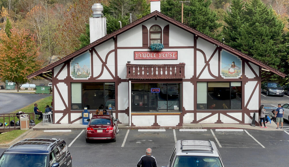 Helen GA